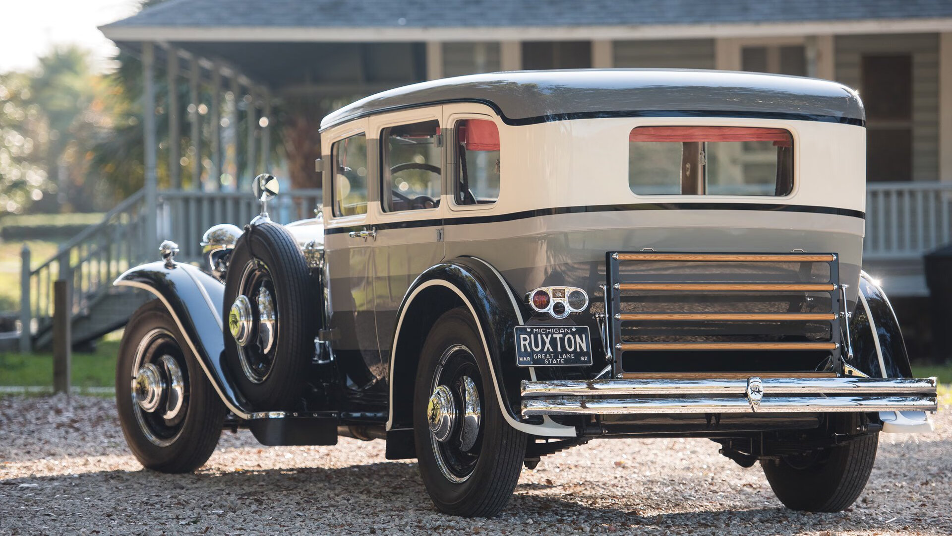 秒针停在压哨声前,当浙江队压哨击败吉林队,利拉德用实力证明篮球的终极美学